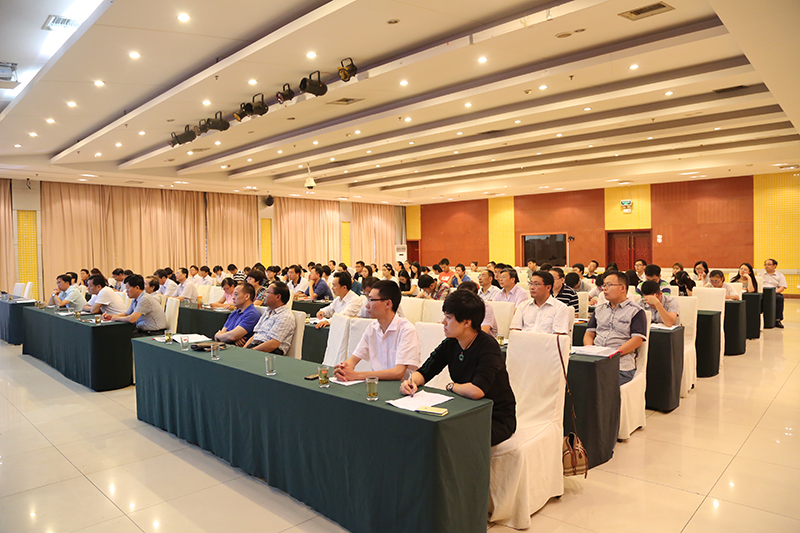 800开学典礼2